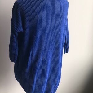 Express Sweaters - Express oversized v neck sweatshirt Express Sweaters - Express oversized v neck sweatshirt